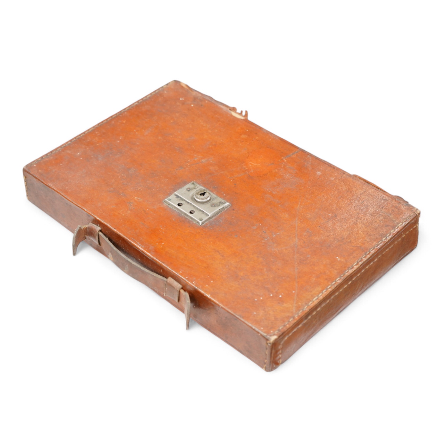 A leather cased Mah Jong set, 33.5cm x 22cm